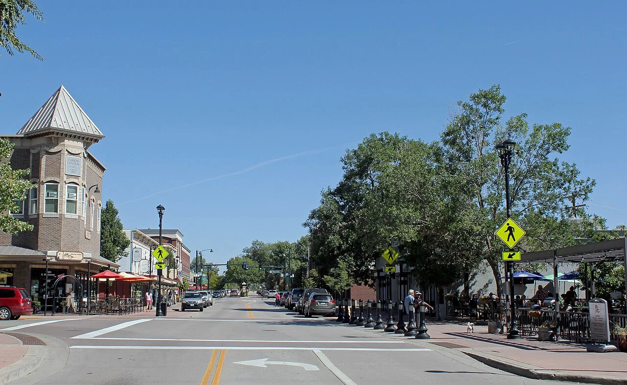 Street and storefronts along Mainstreet in Parker, Colorado.